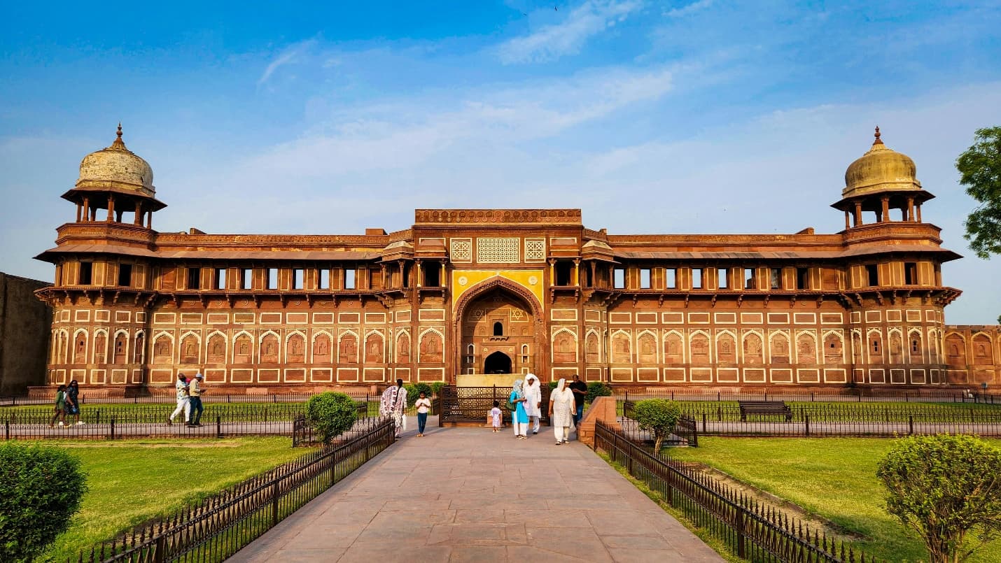 Agra Fort — view 1